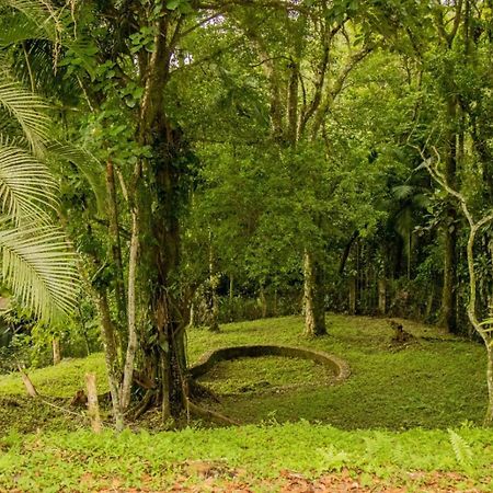 Отель Gajah Жоинвили Экстерьер фото